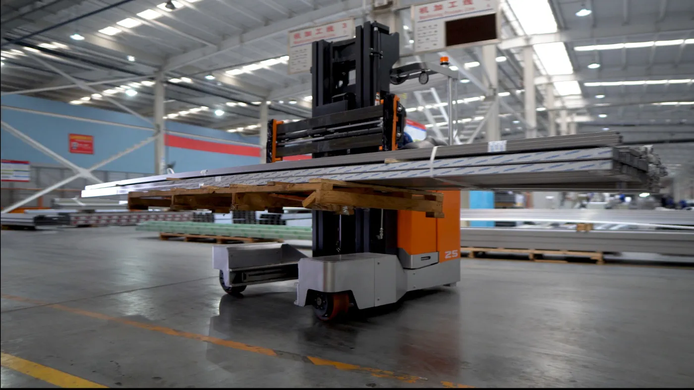 zowell_multi-directional-forklift-rsew_feature_01